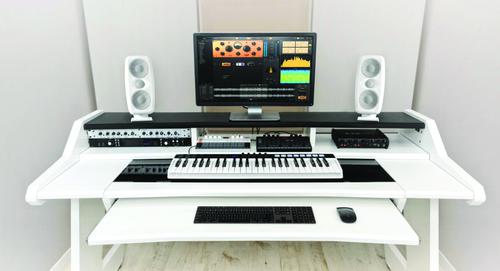 iLoud MTM - White