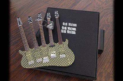 Rick Nielsen™ 5-Neck Checkered Model