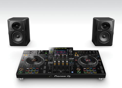VM-70 100W Powered Monitor Speaker Single - Black - Black
