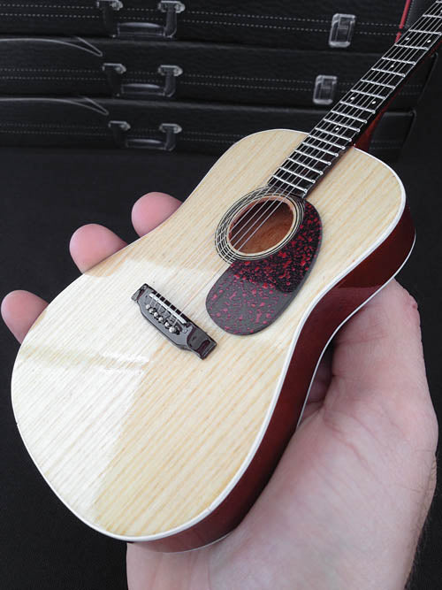 Natural Finish Acoustic Model