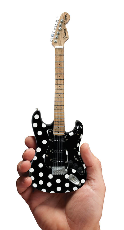 Fender™ Stratocaster™ – Black – Polka Dots